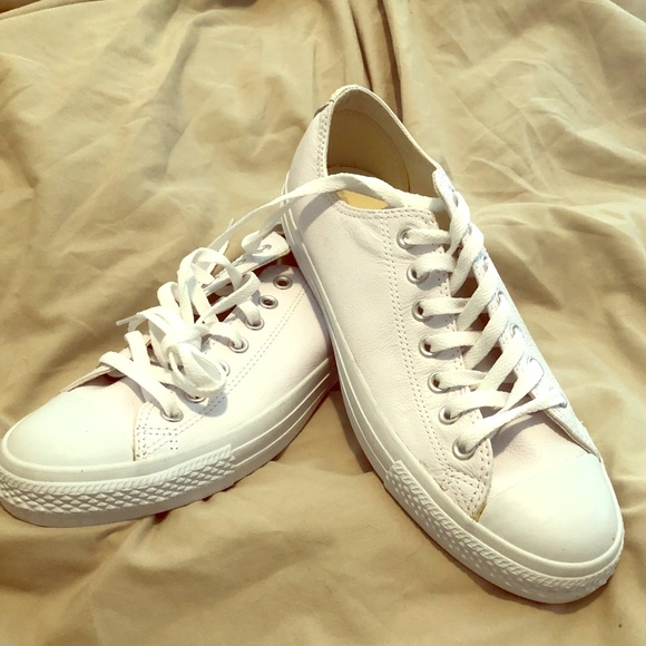 mens white leather converse size 9